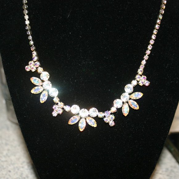 Gold Rhinestone Vintage Necklace - Picture 1 of 3
